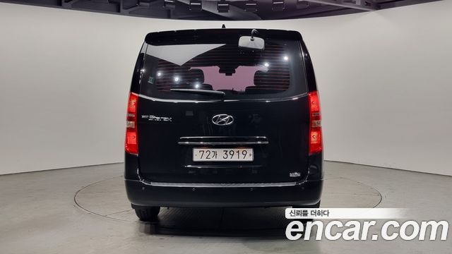 Hyundai Grand Starex 2017