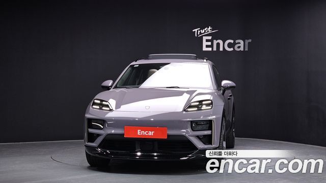Porsche Macan EV 2025