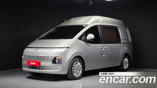 Hyundai Стария 2022