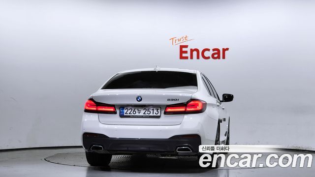 BMW 5 Series (G30) 2023