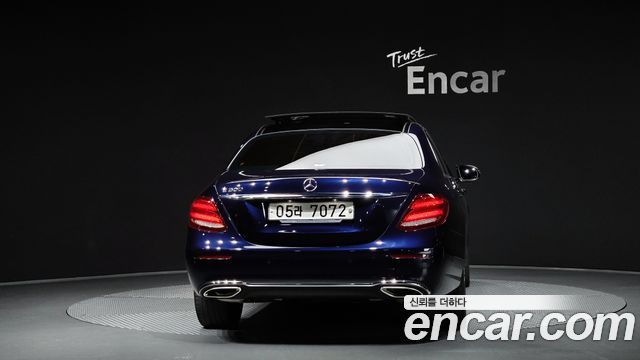 Mercedes-Benz Е-Класс W213 2019