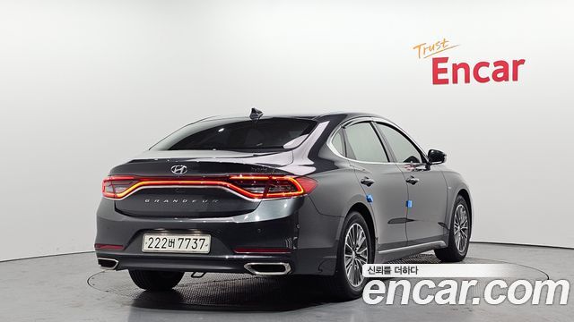 Hyundai Grandeur IG Hybrid 2019