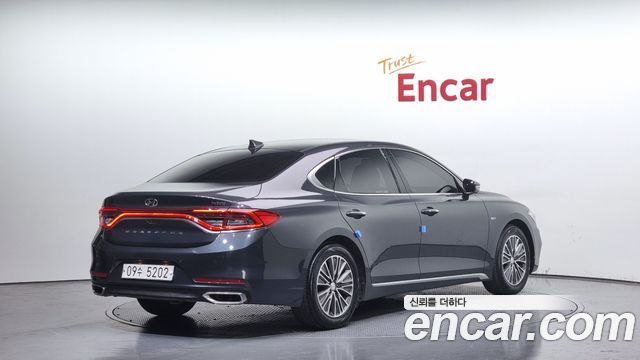 Hyundai Grandeur IG Hybrid 2018
