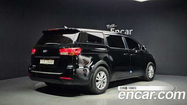 Kia Carnival 2017