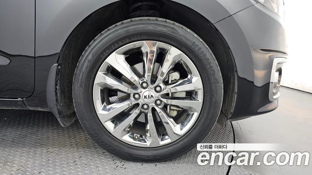 Kia Совершенно новый карнавал 2017