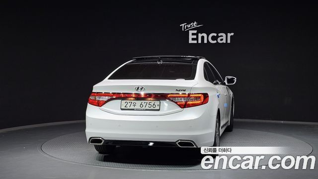 Hyundai Grandeur HG Hybrid 2016