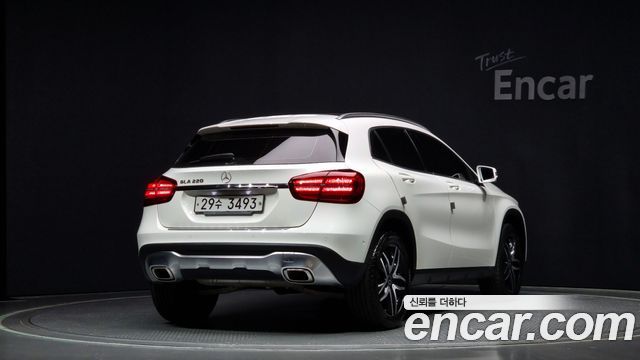 Mercedes-Benz GLA-Class (X156) 2019