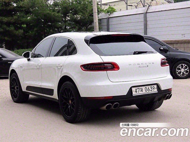 Porsche Macan 2016