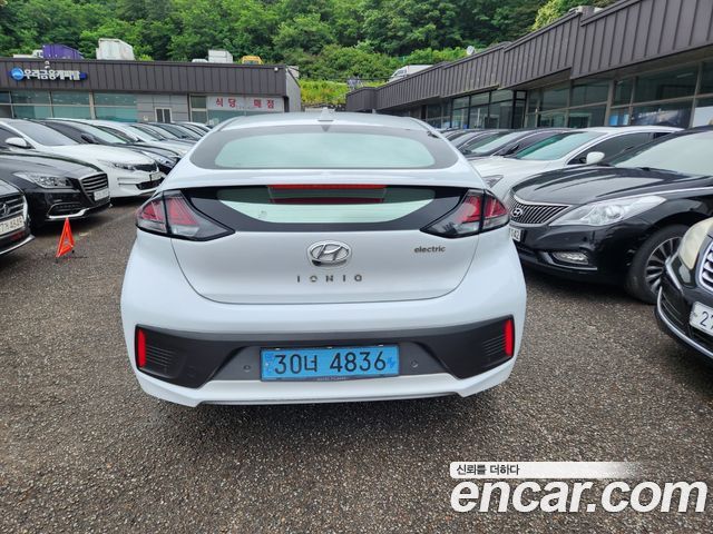 Hyundai Ioniq Electric 2020