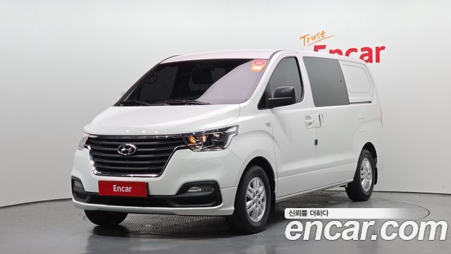 Hyundai Grand Starex 2021