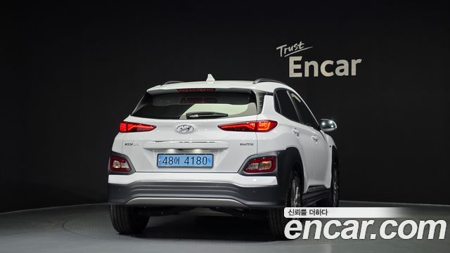 Hyundai Кона Электрик 2019