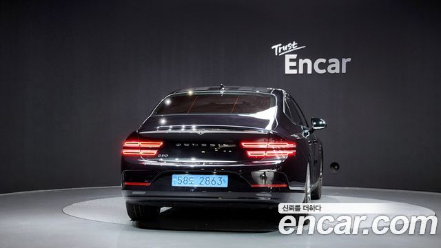 Genesis Электрифицированный G80 (RG3) 2022