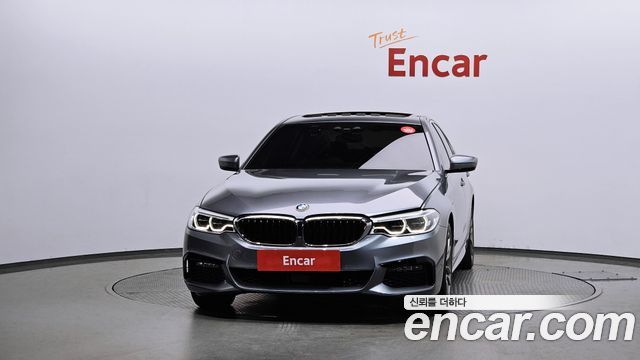 BMW 5 серия (G30) 2020