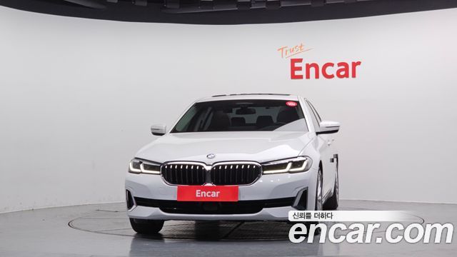 BMW 5 серия (G30) 2021