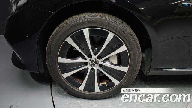 Mercedes-Benz Е-Класс W213 2020