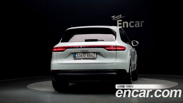 Porsche Cayenne (PO536) 2023