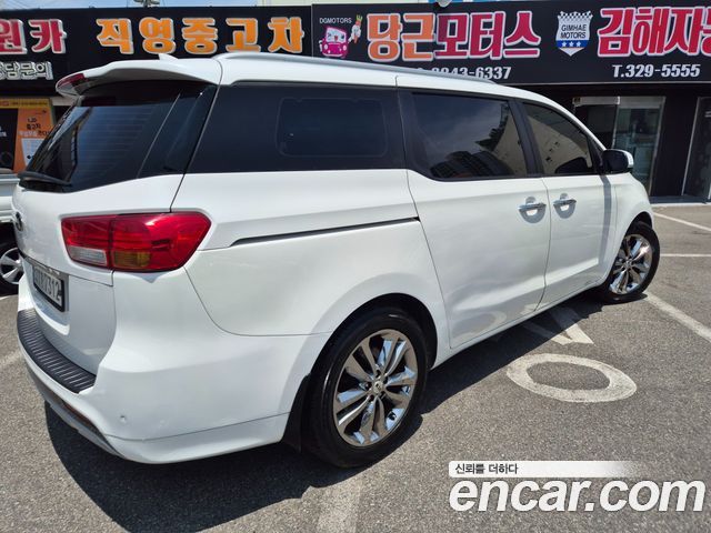 Kia Carnival 2016