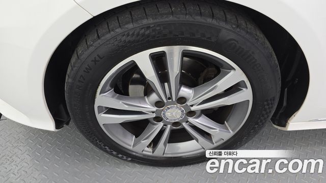 Mercedes-Benz E-Class W212 2016