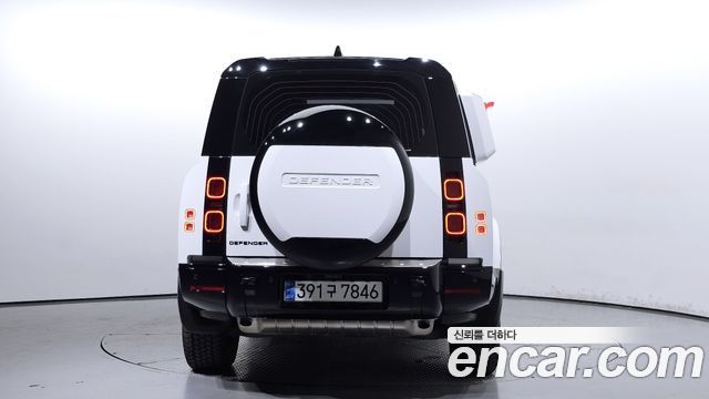 Land Rover Defender (L663) 2025