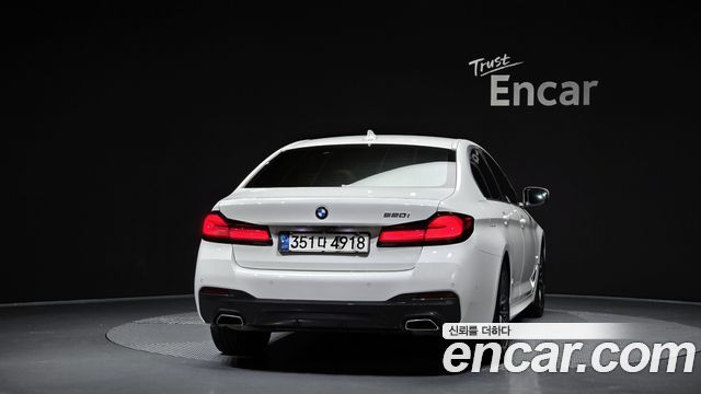 BMW 5 серия (G30) 2021