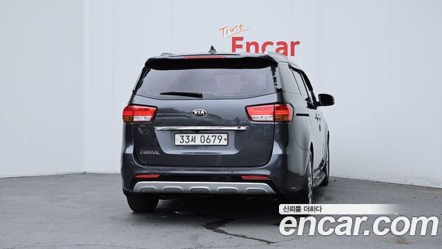 Kia Carnival 2016