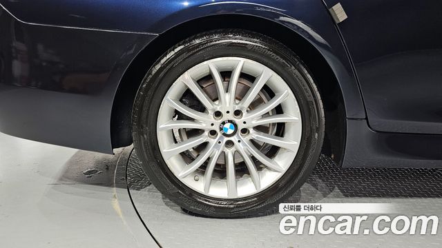 BMW 5 серия (F10) 2016