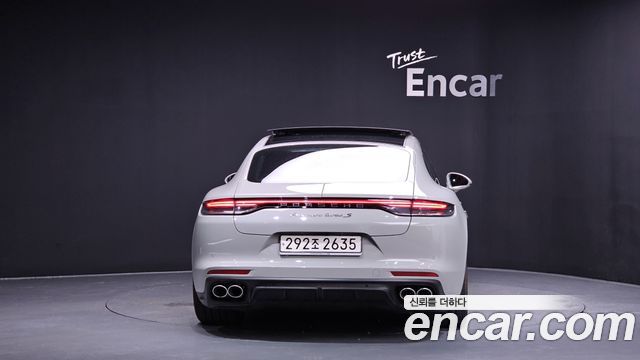 Porsche Panamera (971) 2023