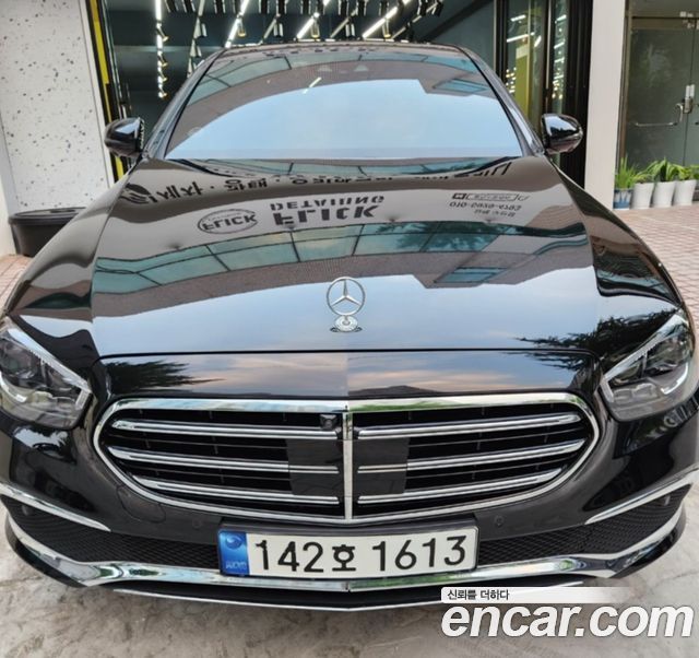 Mercedes-Benz E-Class W213 2023