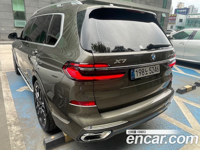 BMW X7 (G07) 2025