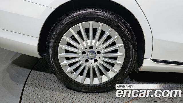 Mercedes-Benz C-Class W205 2016