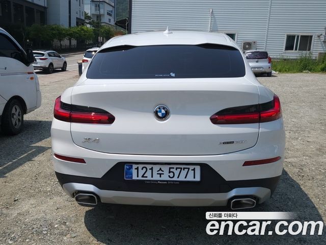 BMW X4 (G02) 2025