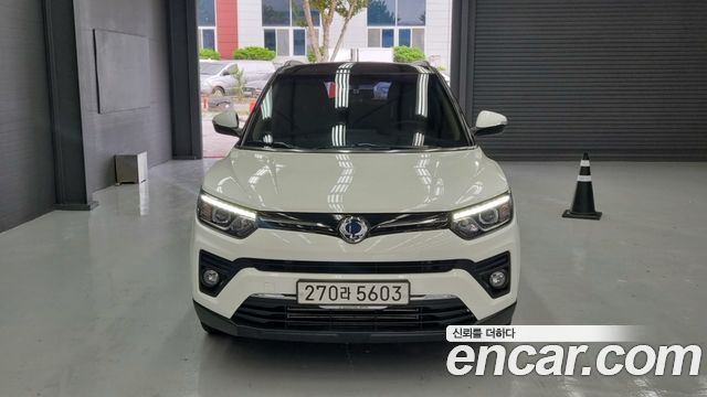 KG Mobility (Ssangyong) Очень новый Тиволи 2020