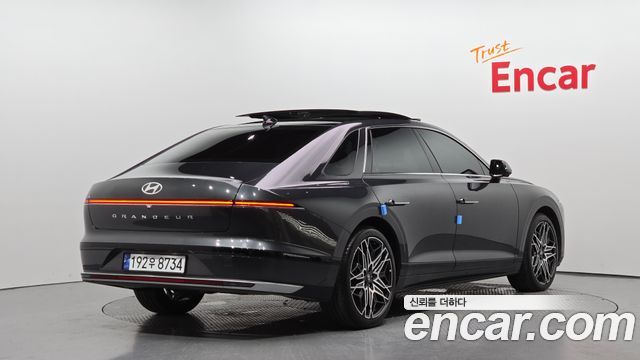 Hyundai Grandeur Hybrid (GN7) 2025