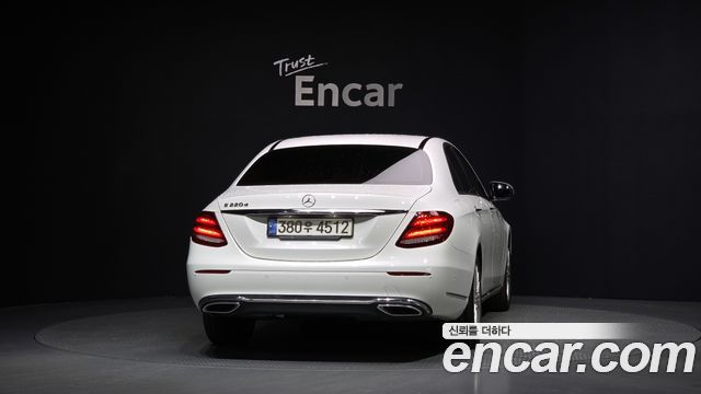 Mercedes-Benz Е-Класс W213 2019