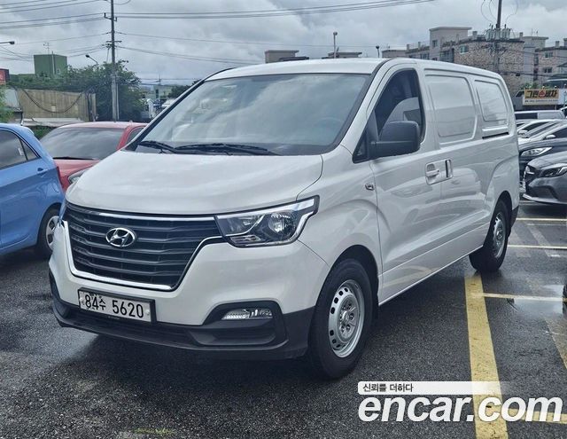 Hyundai Grand Starex 2020