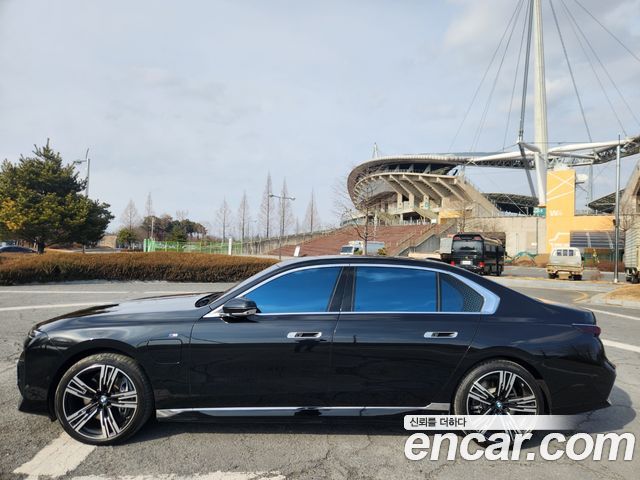 BMW 7 Series (G70) 2024