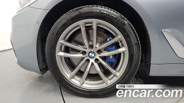 BMW 5 серия (G30) 2018