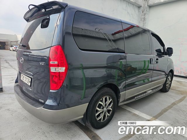 Hyundai Grand Starex 2017