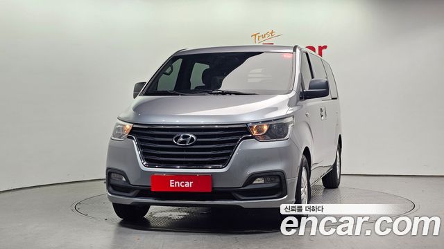 Hyundai Grand Starex 2021