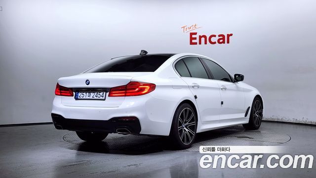 BMW 5 Series (G30) 2018