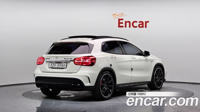 Mercedes-Benz GLA-Класс X156 2016