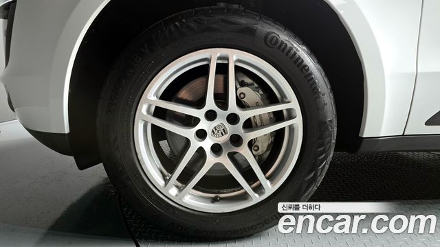 Porsche Макан 2016