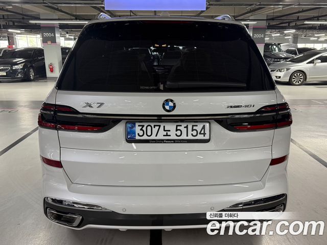 BMW Х7 (G07) 2025