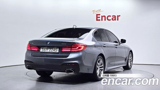 BMW 5 Series (G30) 2017