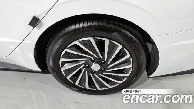 Hyundai Sonata Hybrid (DN8) 2020