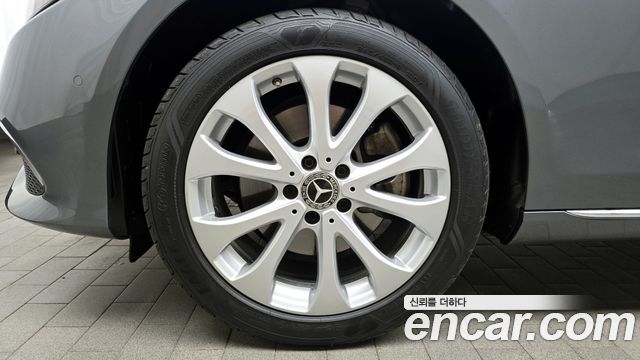 Mercedes-Benz E-Class W213 2020