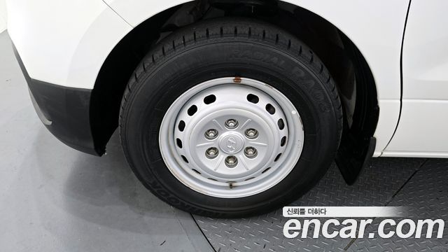 Hyundai Grand Starex 2021