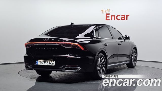 Hyundai Hybrid Grandeur IG 2023