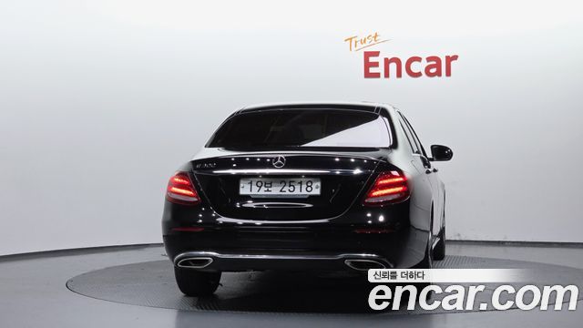 Mercedes-Benz Е-Класс W213 2019