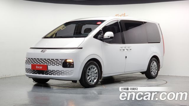 Hyundai Staria 2023